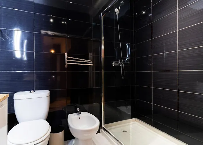 Bright Next Metro Lägenhet *