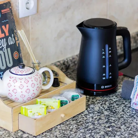 Bright Next Metro * 포르투