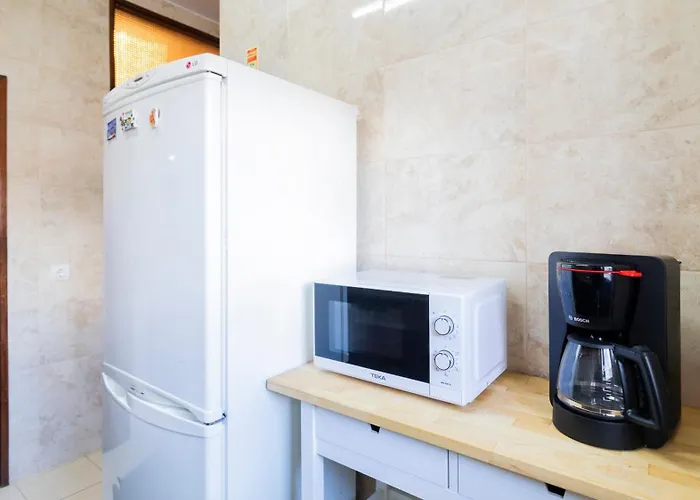 Bright Next Metro Porto