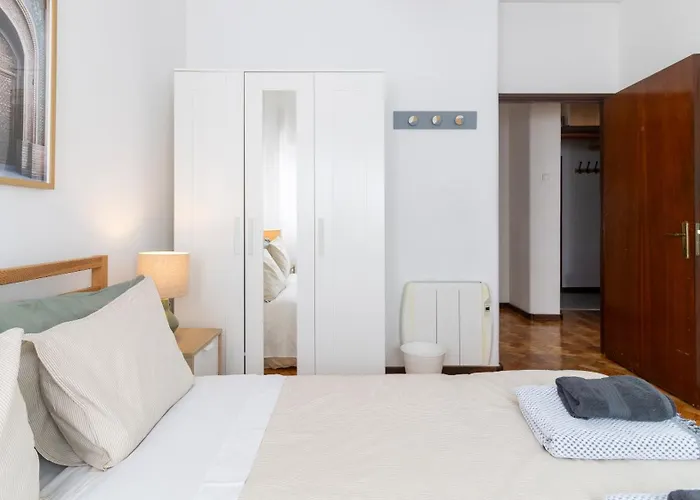 Bright Next Metro Lejlighed *