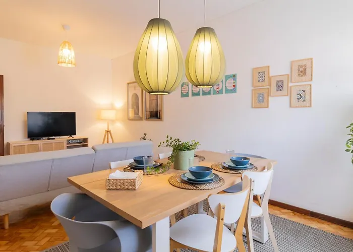 Appartamento Bright Next Metro Oporto